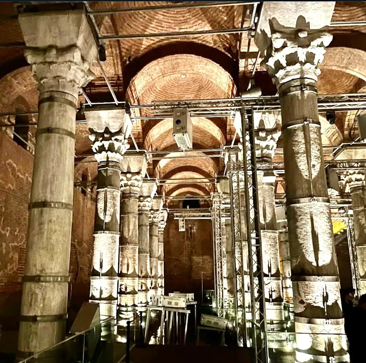 Serefiye (Theodosius) Cistern Skip-the-Ticket-Line Entry with Audio Guide