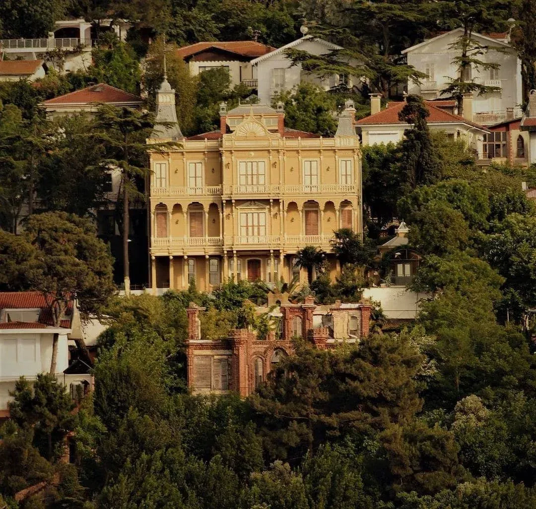 Princes’ Islands Tour with Lunch