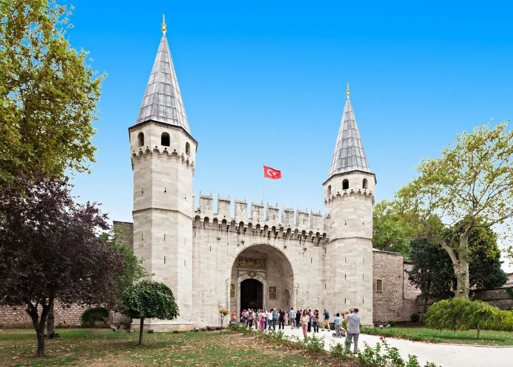 Topkapi Palace Museum Guided Tour without Harem Entry Tickets