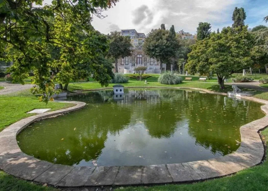 Ihlamur Pavillions Skip-the-Ticket-Line Entry with Audio Guide