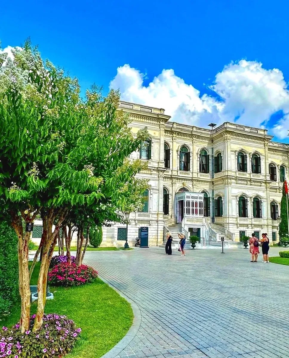 Yildiz Palace Skip-the-Ticket-Line Entry with Audio Guide