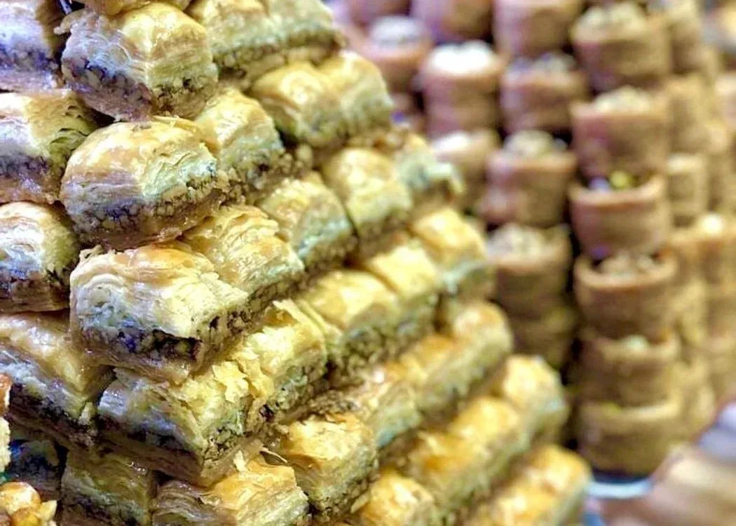 Spice Bazaar Turkish Delights & Herbal Teas Tasting Experience in Istanbul