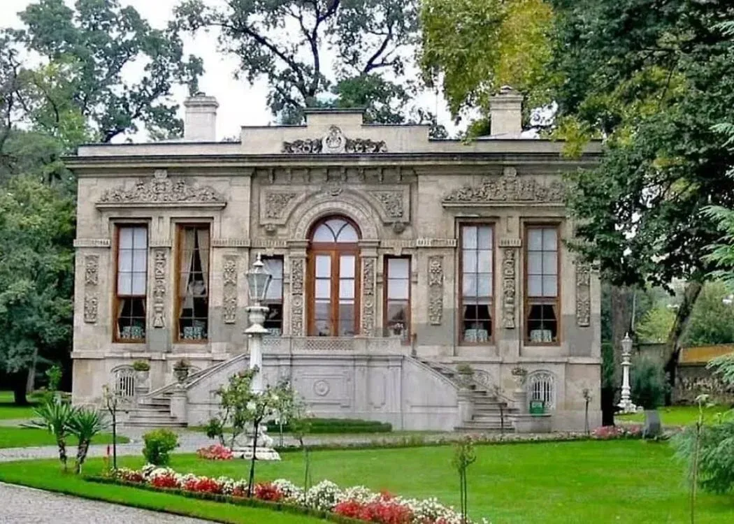 Ihlamur Pavillions Skip-the-Ticket-Line Entry with Audio Guide