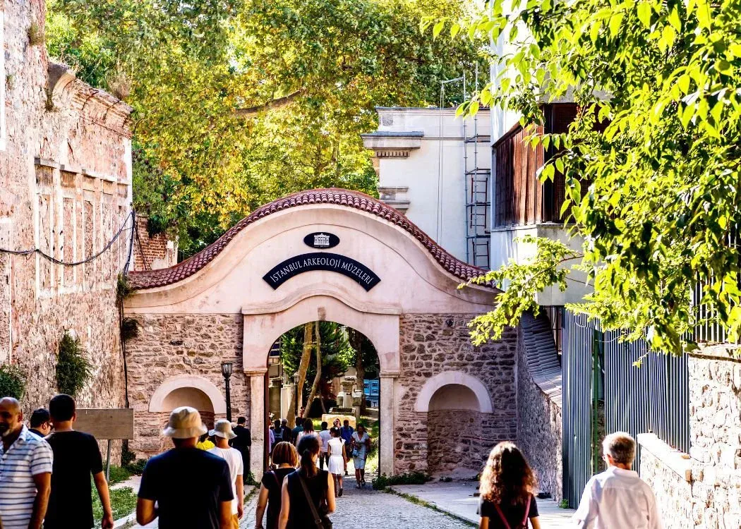 Istanbul Archaeological Museums Skip-the-Ticket-Line Entry with Audio Guide